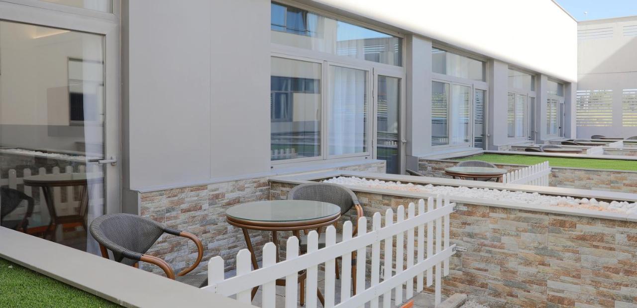 Hotel Villa Odon Villaviciosa de Odón Exterior foto
